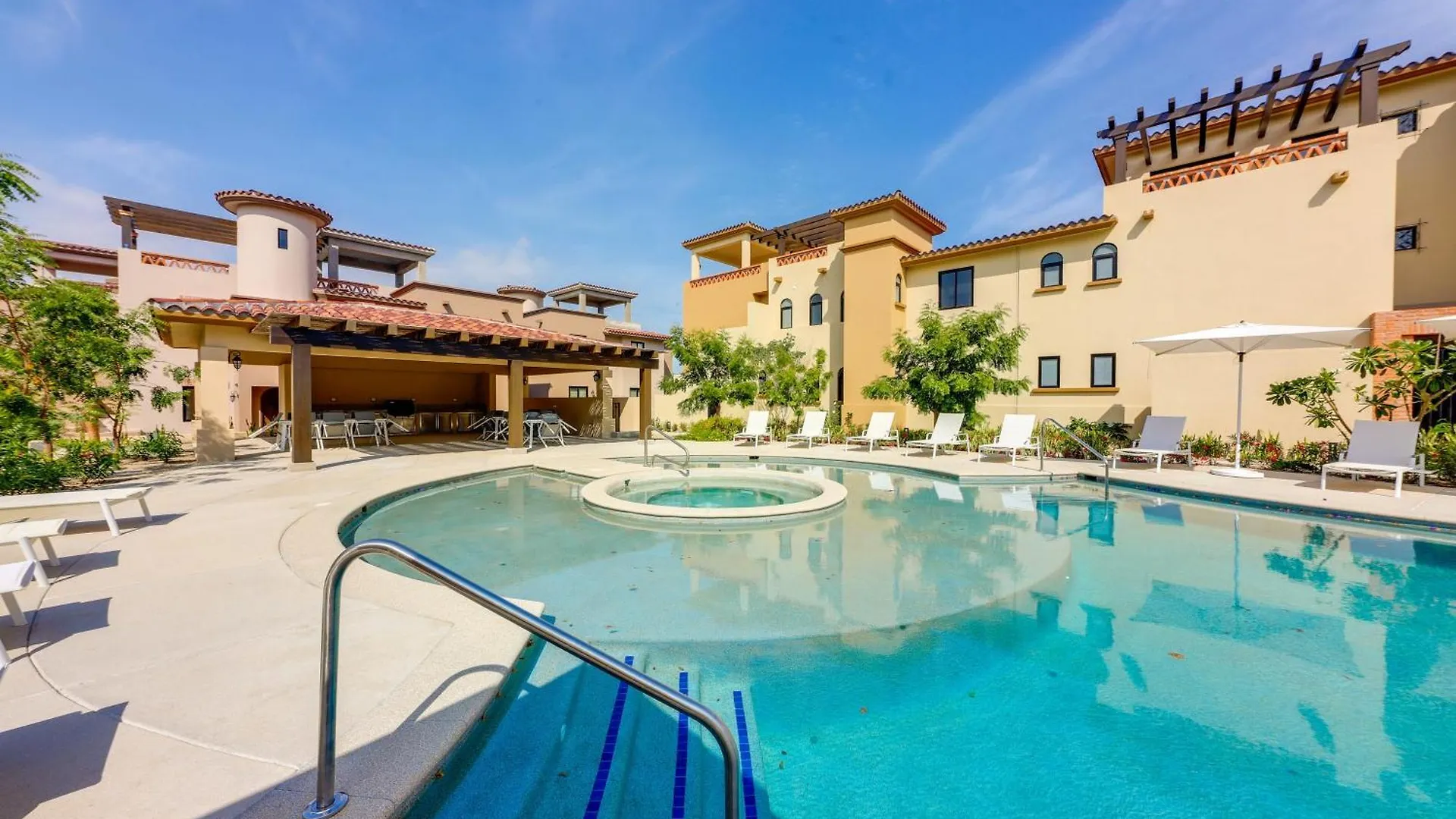 Holiday home Pueblo Bonito Home With View Less Than 3 Km To Quivira Golf! Cabo San Lucas Mexico